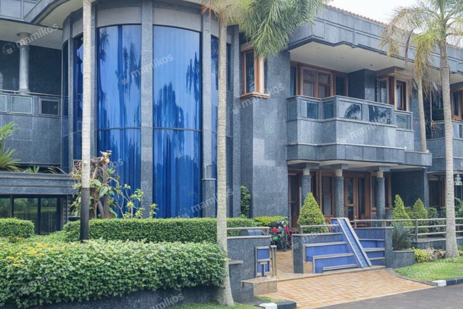 Rumah 5KT 7KM Tanjung Barat Jakarta Selatan