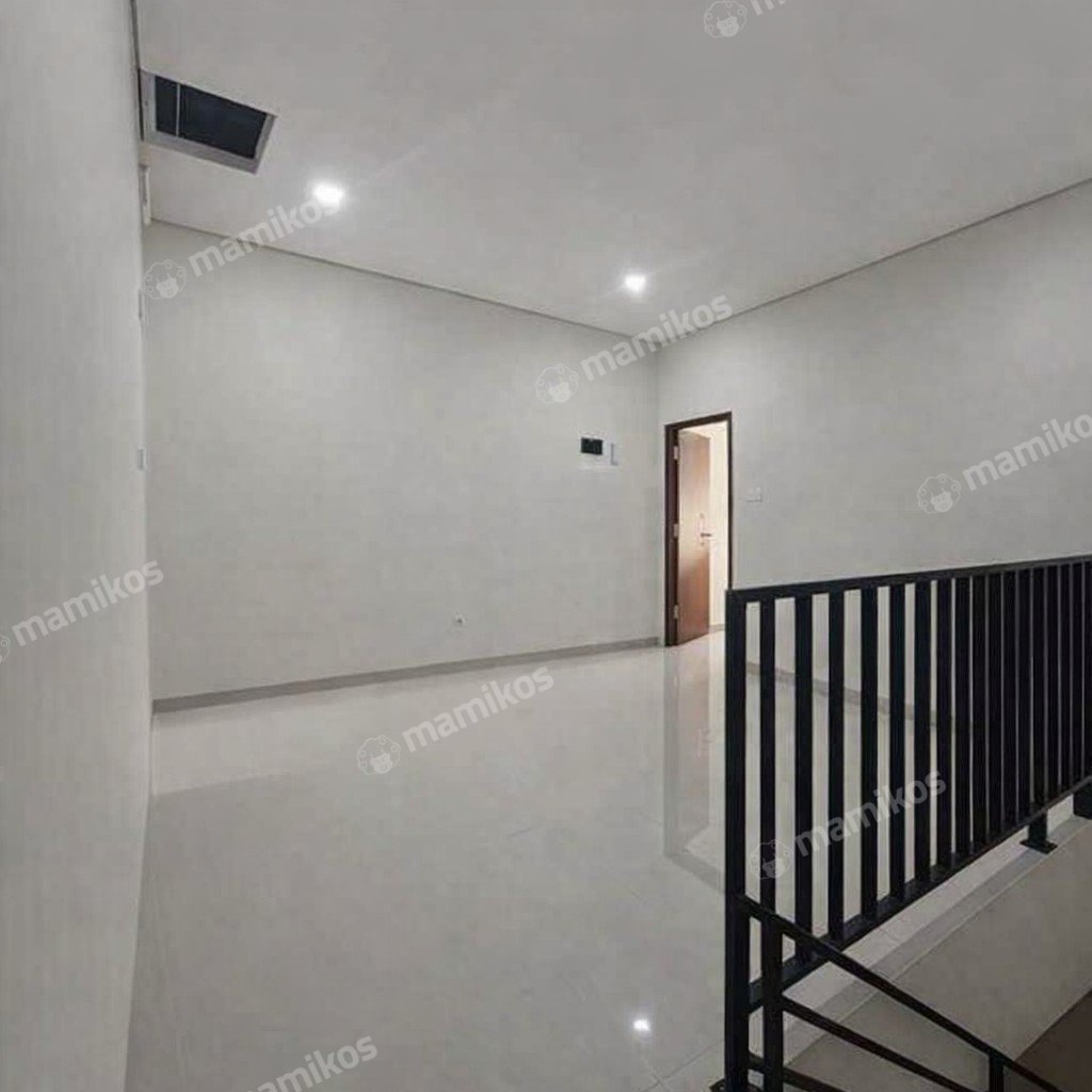 Rumah Sertifikat SHM 3 Kamar Tidur 4 Kamar Mandi Kav DKI Jakarta Barat