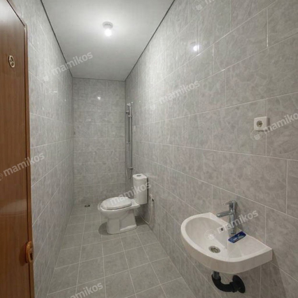 Rumah Sertifikat SHM 3 Kamar Tidur 4 Kamar Mandi Kav DKI Jakarta Barat - Photo 2