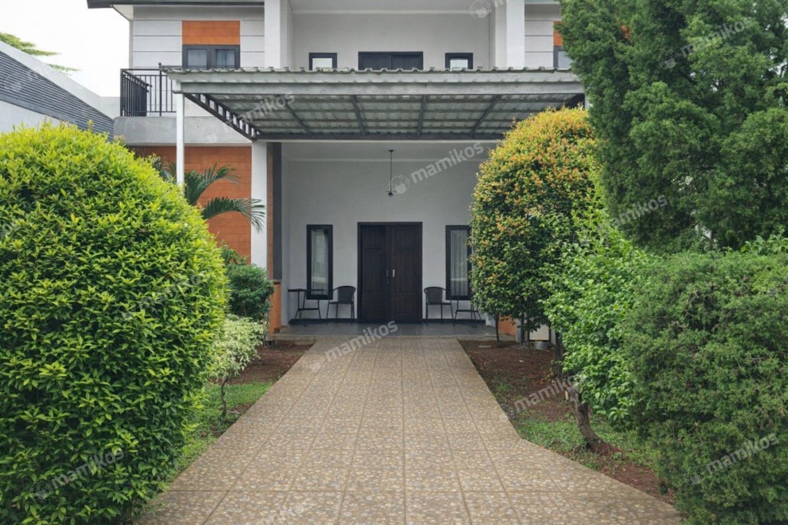 Rumah Sertifikat HGB 6 Kamar Tidur 6 Kamar Mandi Kramat Jati Jakarta Timur