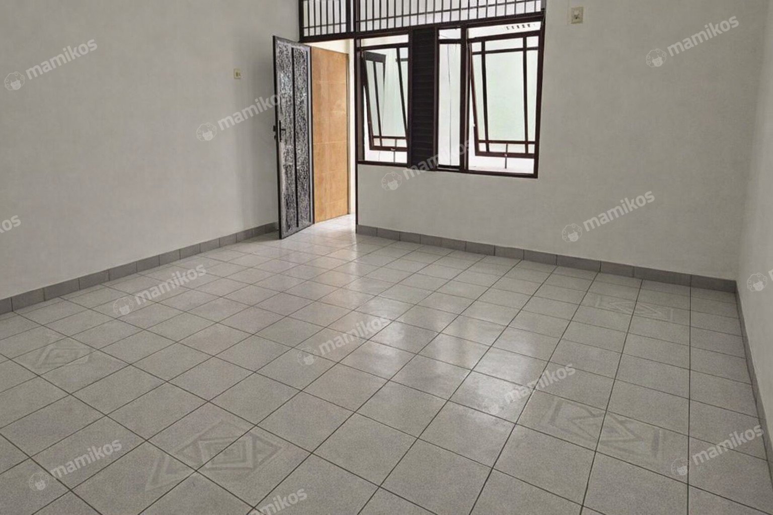 Rumah Sertifikat SHM 4 Kamar Tidur 4 Kamar Mandi Kayu Putih Jakarta Timur