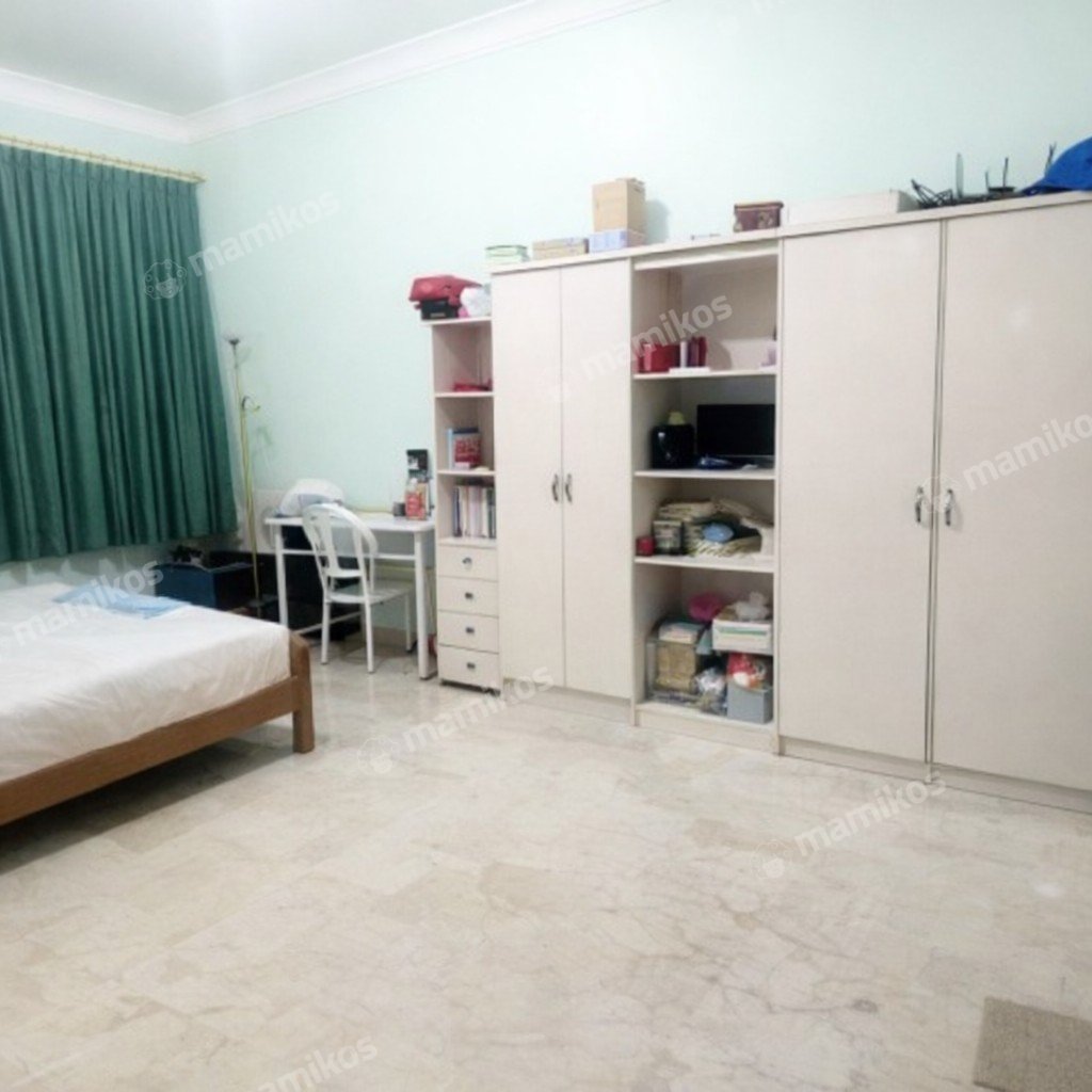 Rumah Sertifikat SHM 4 Kamar Tidur 4 Kamar Mandi Tomang Jakarta Barat - Photo 5