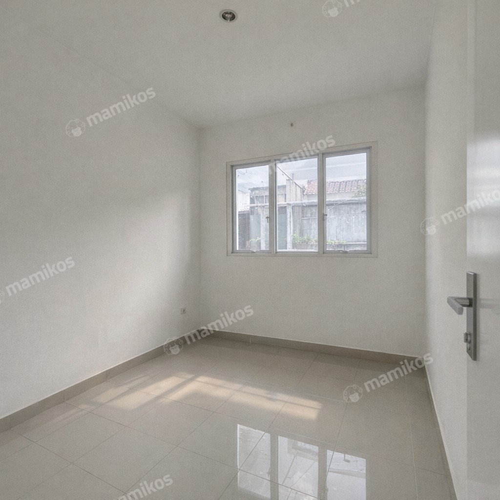 Rumah Sertifikat SHM 3 Kamar Tidur 3 Kamar Mandi Jatiwaringin Jakarta Timur - Photo 5