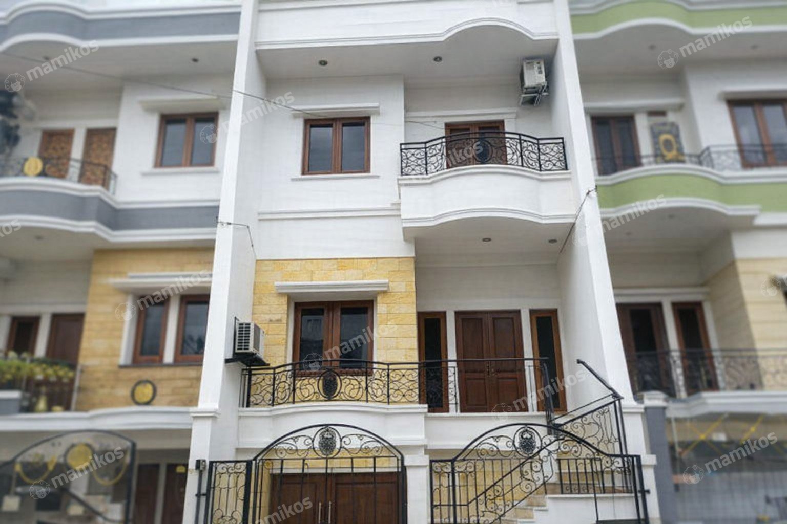 Rumah Sertifikat SHM 4 Kamar Tidur 3 Kamar Mandi Duri Kepa Jakarta Barat