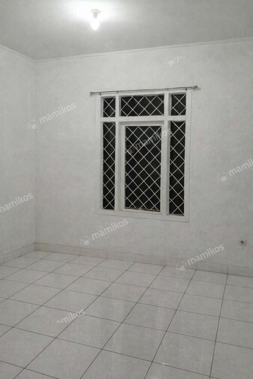 Rumah Sertifikat SHM 4 Kamar Tidur 2 Kamar Mandi Pegadungan Jakarta Barat - Photo 3