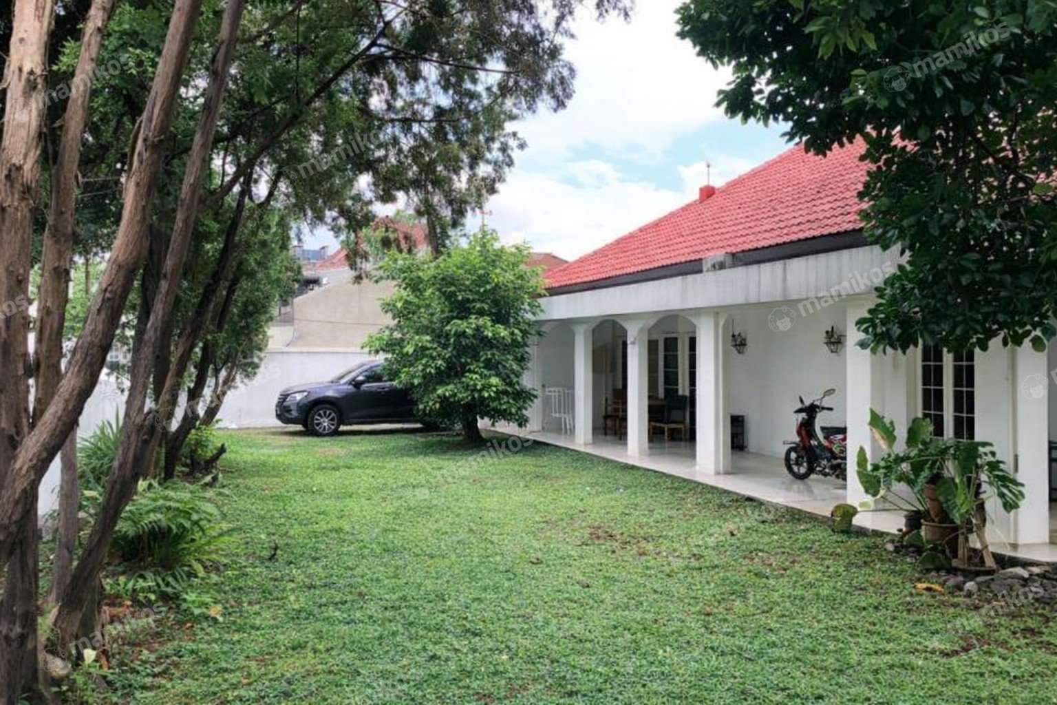 Rumah Sertifikat SHM 6 Kamar Tidur 3 Kamar Mandi Jatiwaringin Jakarta Timur