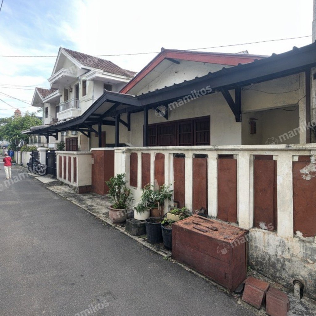 Rumah Sertifikat SHM 3 Kamar Tidur 2 Kamar Mandi Tebet Jakarta Selatan - Photo 3