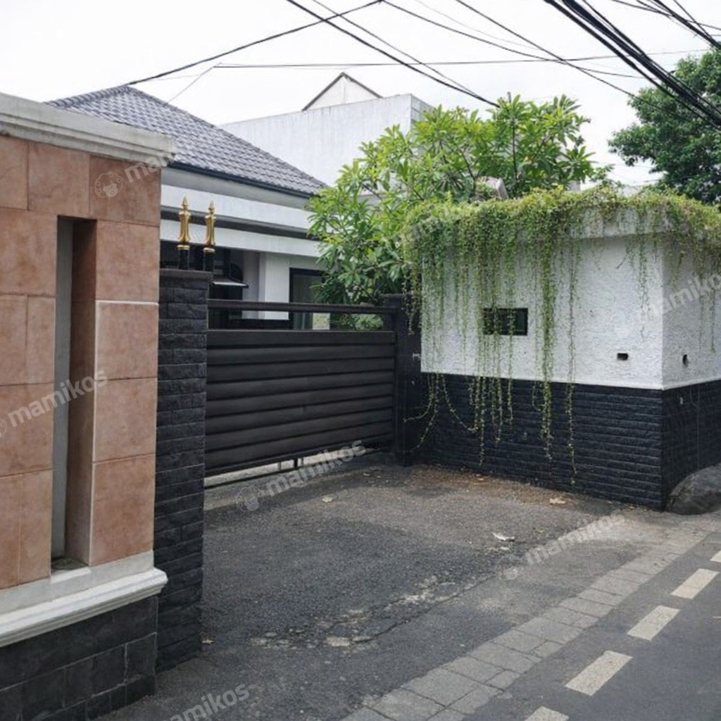 Rumah Sertifikat SHM 4 Kamar Tidur 3 Kamar Mandi Cipete Jakarta Selatan - Photo 2