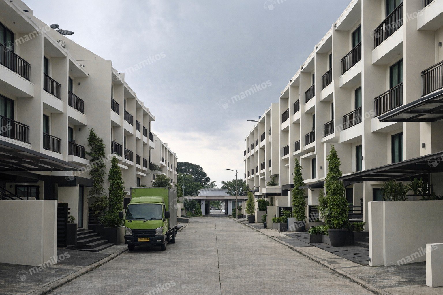 Rumah Sertifikat SHM 6 Kamar Tidur 5 Kamar Mandi Pondok Indah Jakarta Selatan - Photo 3