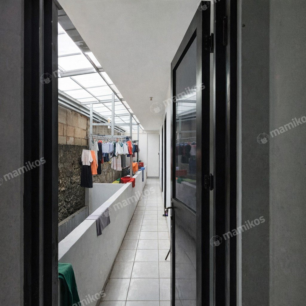 Rumah Sertifikat SHM 6 Kamar Tidur 3 Kamar Mandi Kalibata Jakarta Selatan - Photo 4