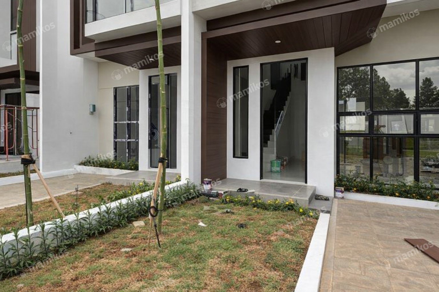 Rumah 3KT 3KM Joglo Jakarta Barat