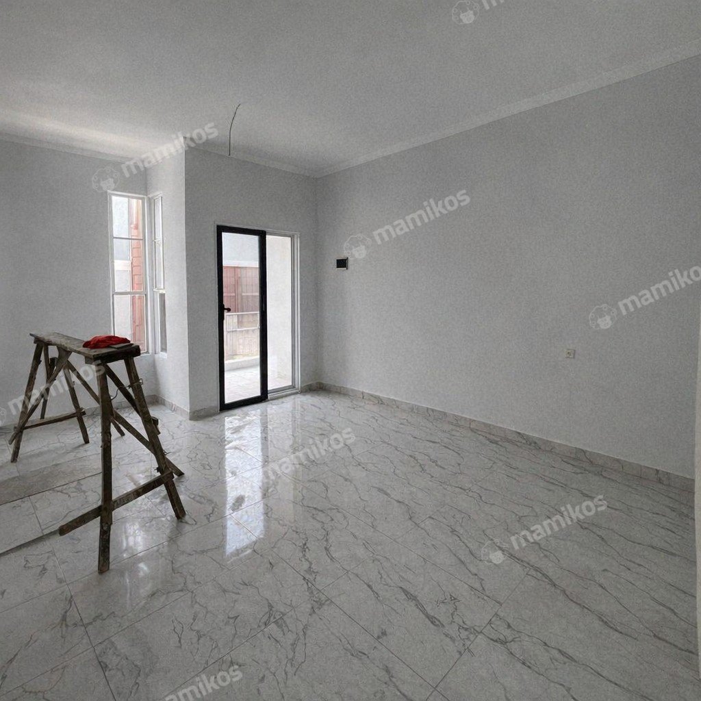 Rumah Sertifikat SHM 3 Kamar Tidur 3 Kamar Mandi Jelambar Jakarta Barat - Photo 2
