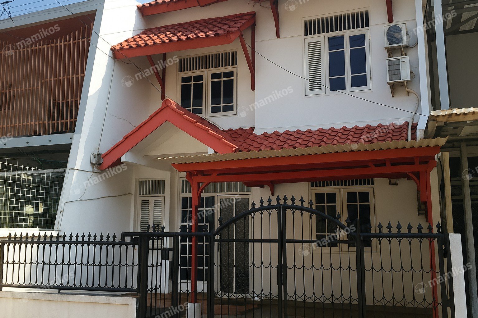 Rumah Sertifikat SHM 3 Kamar Tidur 2 Kamar Mandi Kembangan Jakarta Barat
