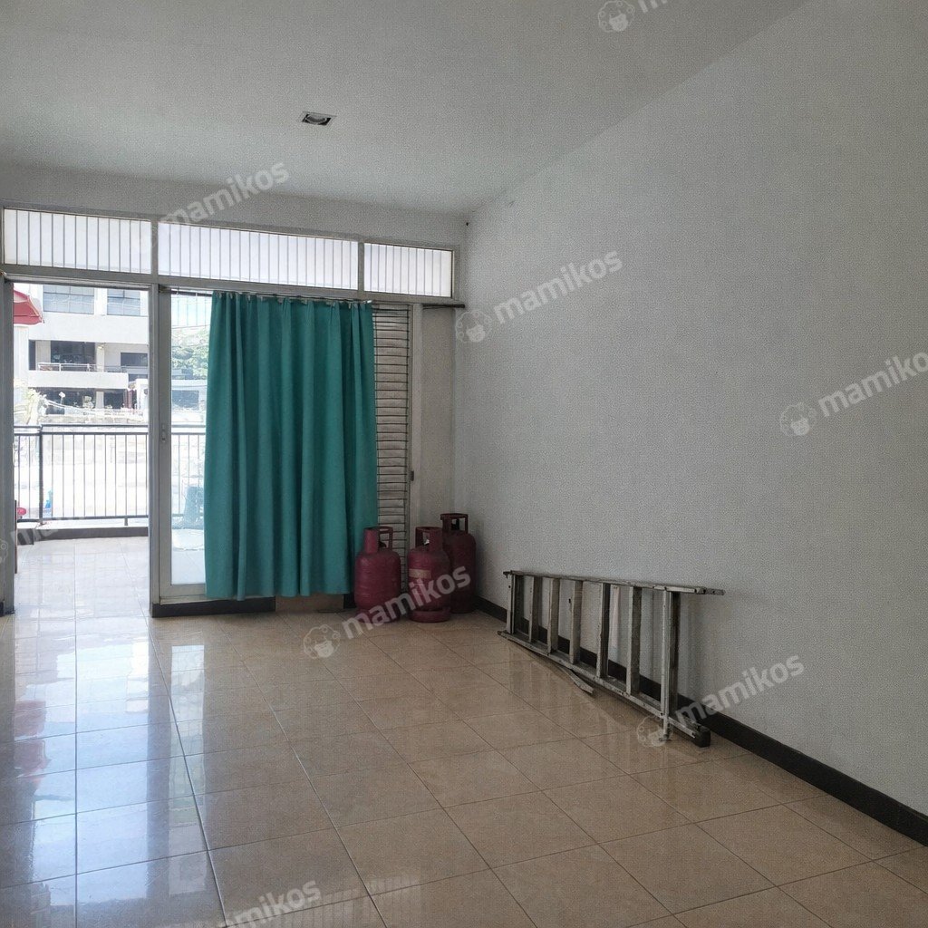 Rumah Sertifikat SHM 3 Kamar Tidur 2 Kamar Mandi Kembangan Jakarta Barat - Photo 2