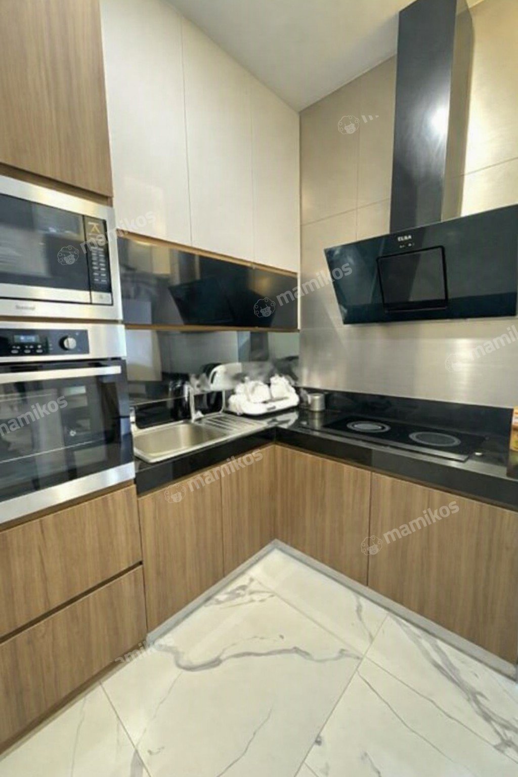 Rumah Sertifikat HGB 3 Kamar Tidur 3 Kamar Mandi Golf Island Jakarta Utara - Photo 2