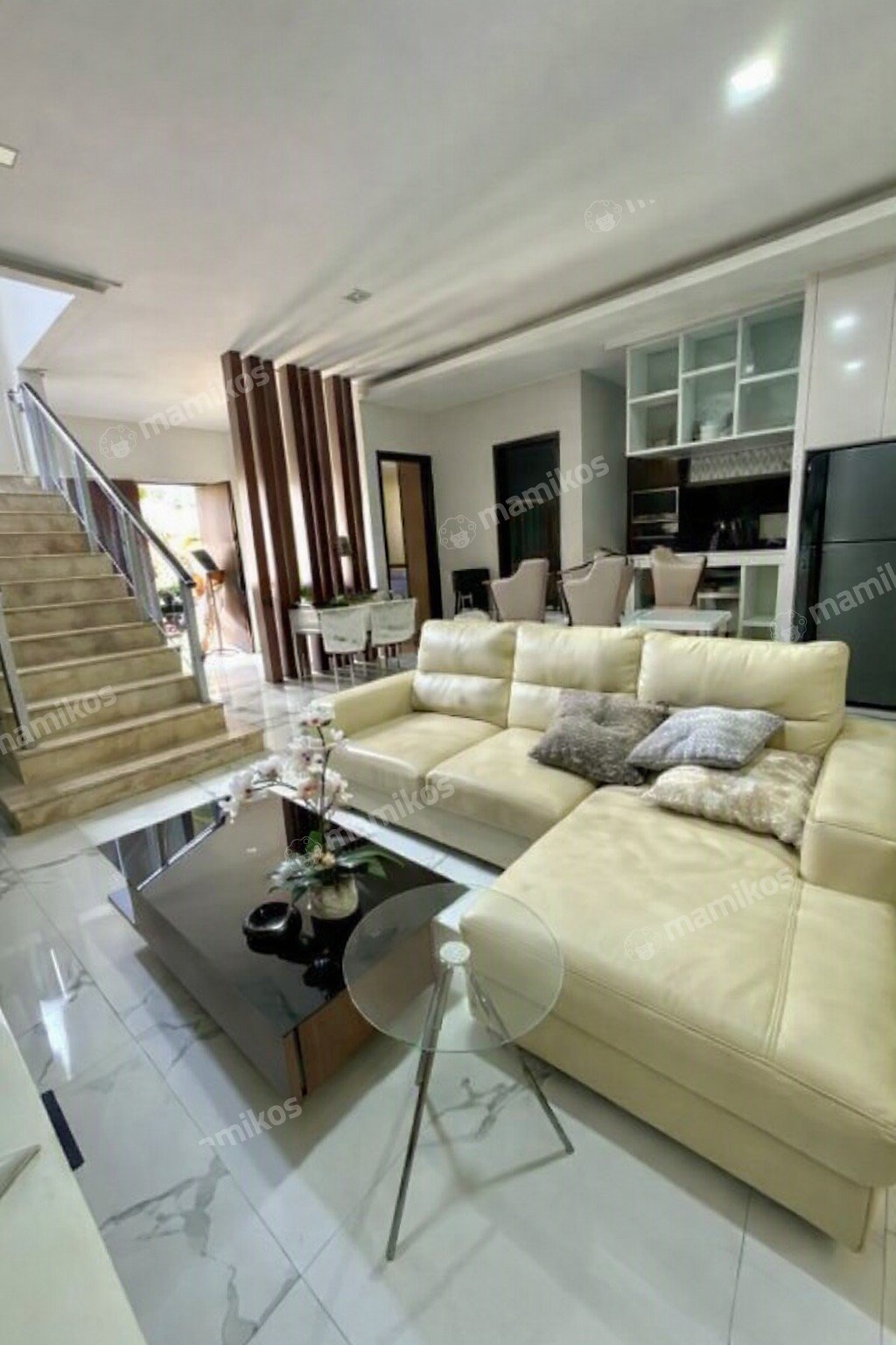 Rumah Sertifikat HGB 3 Kamar Tidur 3 Kamar Mandi Golf Island Jakarta Utara - Photo 5