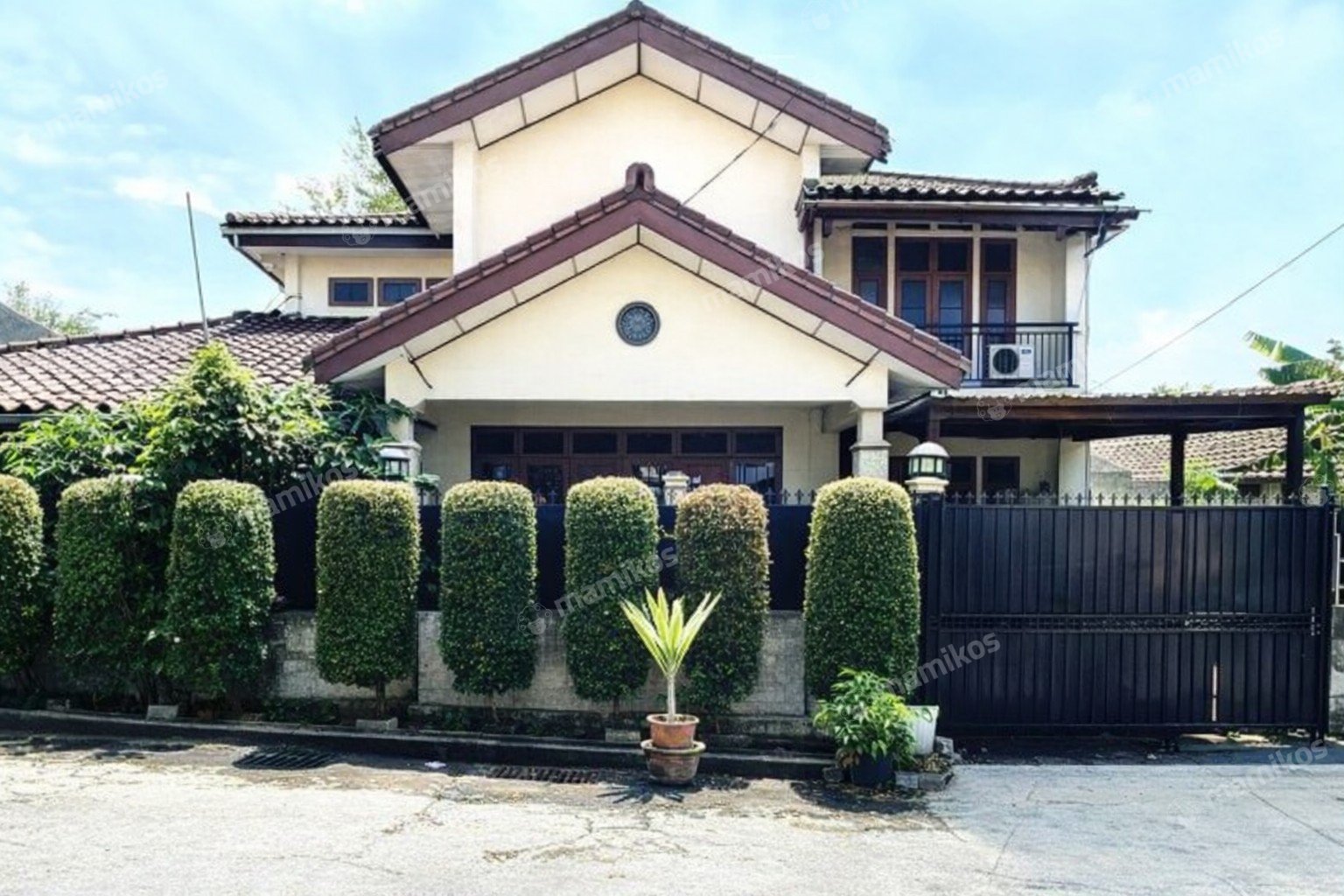 Rumah Sertifikat SHM 6 Kamar Tidur 4 Kamar Mandi Pondok Labu Jakarta Selatan