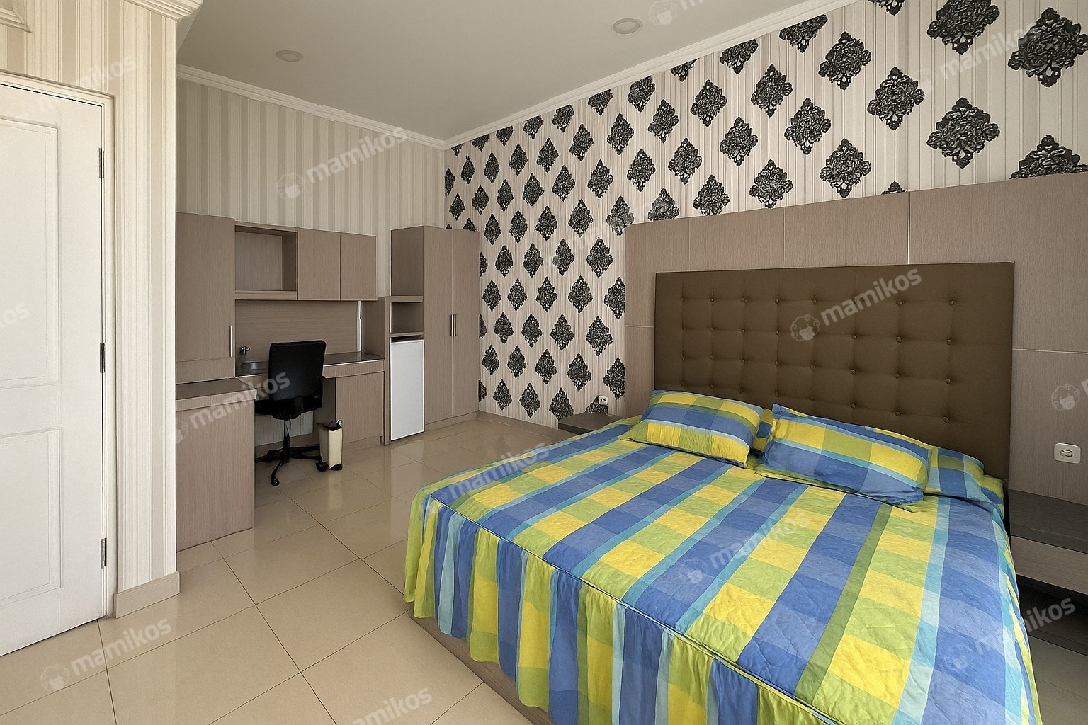 Rumah Sertifikat HGB 4 Kamar Tidur 4 Kamar Mandi Bandengan Jakarta Utara - Photo 3