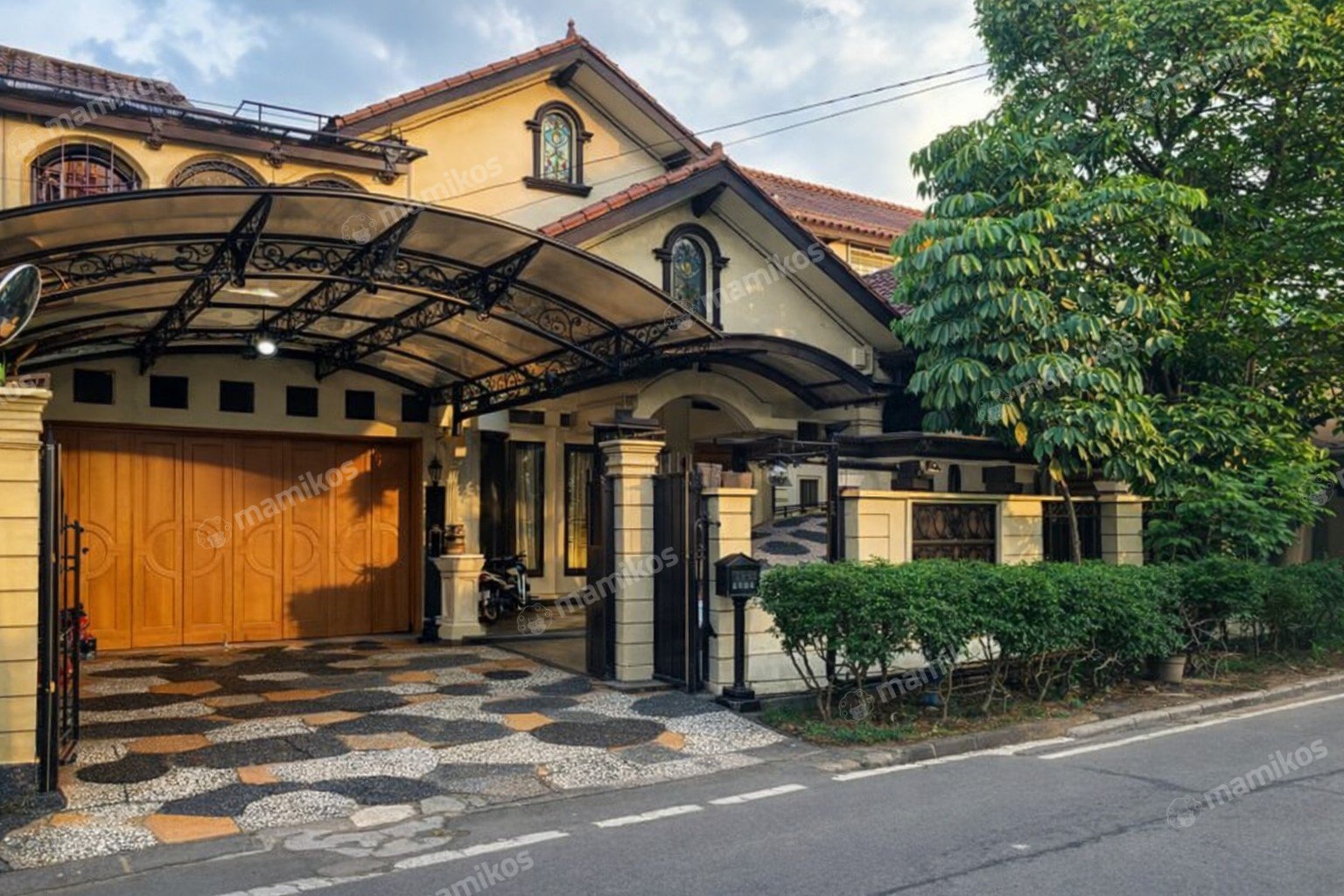 Rumah Sertifikat SHM 6 Kamar Tidur 3 Kamar Mandi Duren Sawit Jakarta Timur