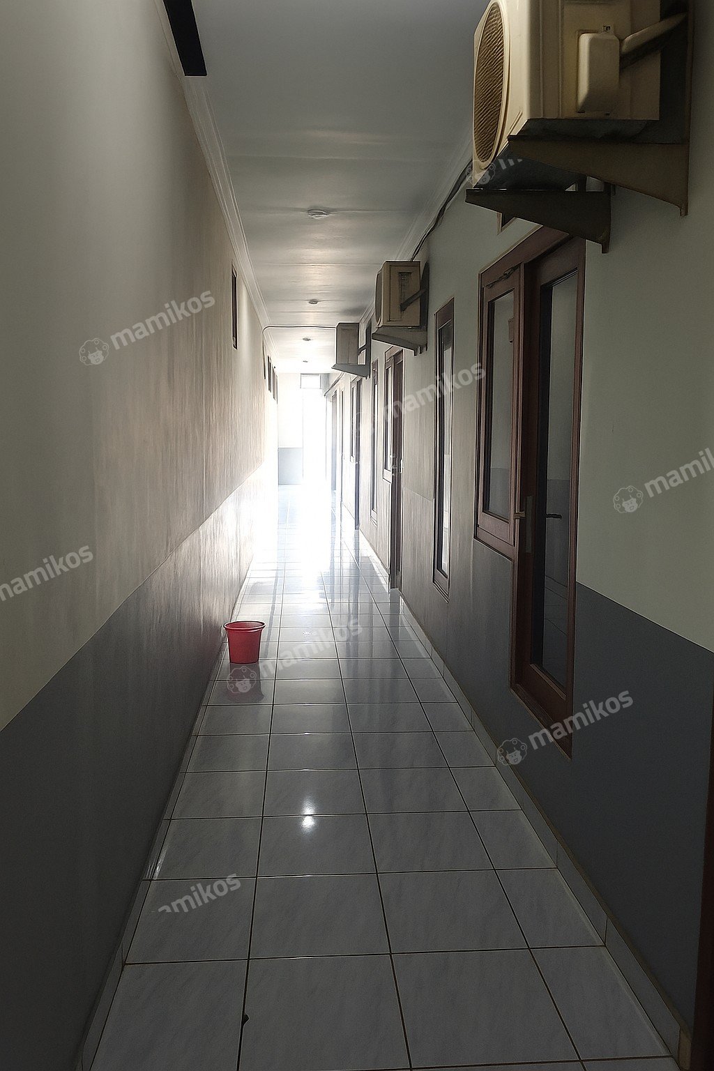 Rumah Sertifikat SHM 18 Kamar Tidur 18 Kamar Mandi Kalideres Jakarta Barat - Photo 2