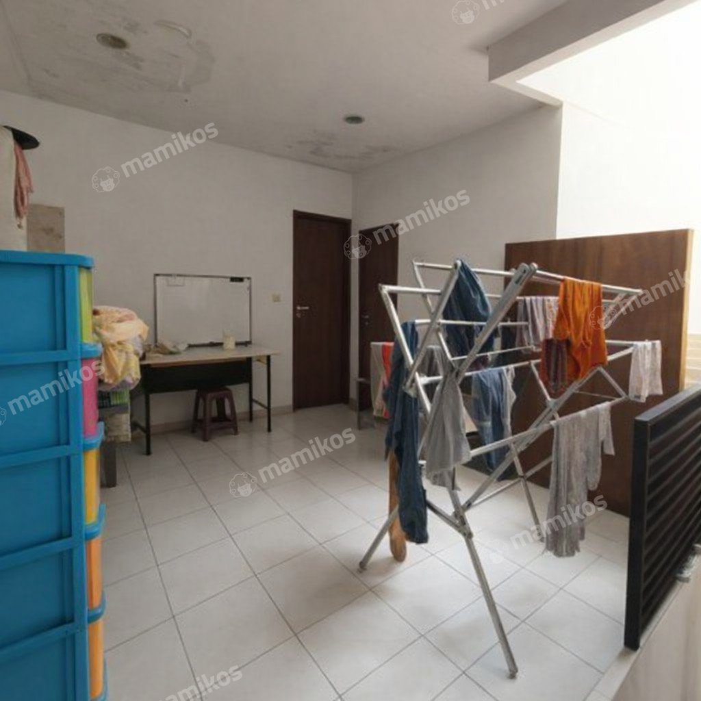 Rumah Sertifikat SHM 5 Kamar Tidur 3 Kamar Mandi Rawamangun Jakarta Timur - Photo 4
