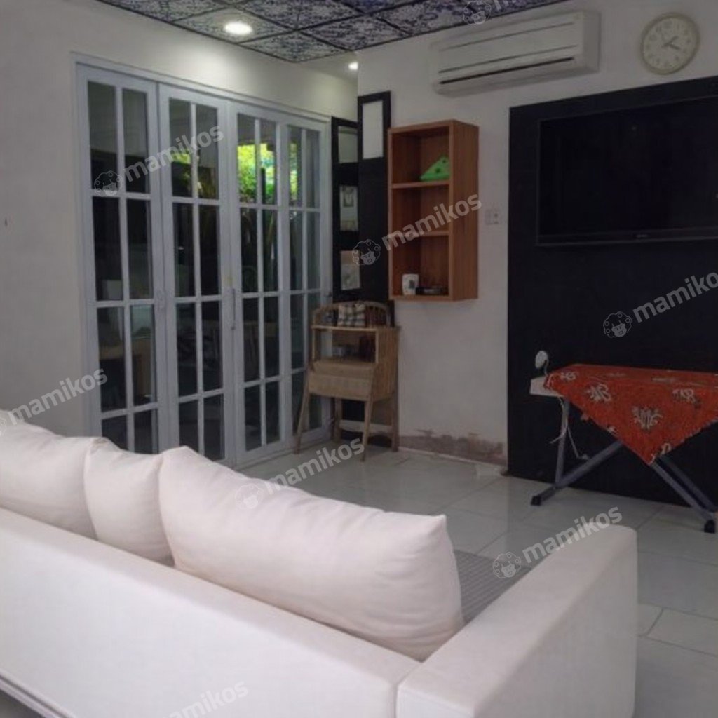 Rumah Sertifikat SHM 3 Kamar Tidur 2 Kamar Mandi Tomang Jakarta Barat - Photo 3