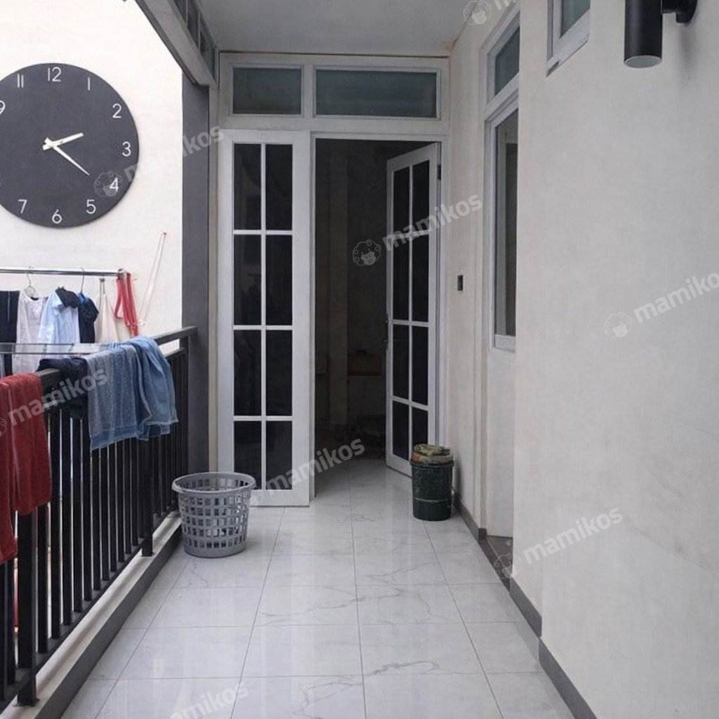 Rumah Sertifikat SHM 3 Kamar Tidur 2 Kamar Mandi Tomang Jakarta Barat - Photo 5