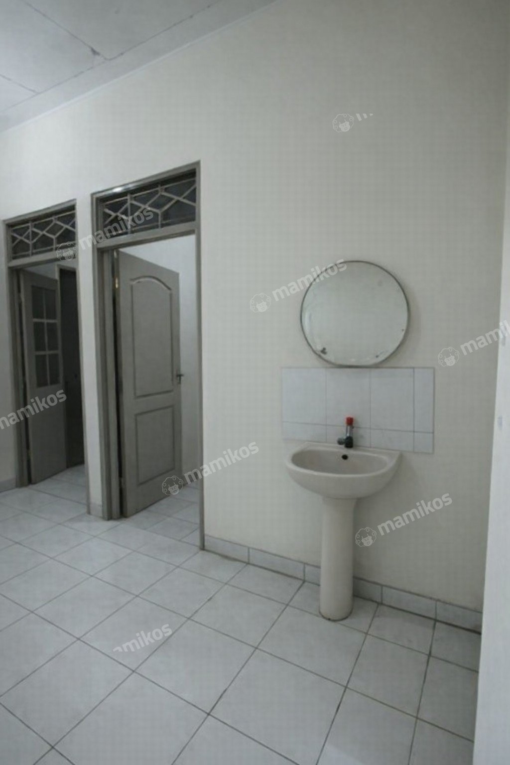 Rumah Sertifikat SHM 4 Kamar Tidur 1 Kamar Mandi Kelapa Gading Jakarta Utara - Photo 2