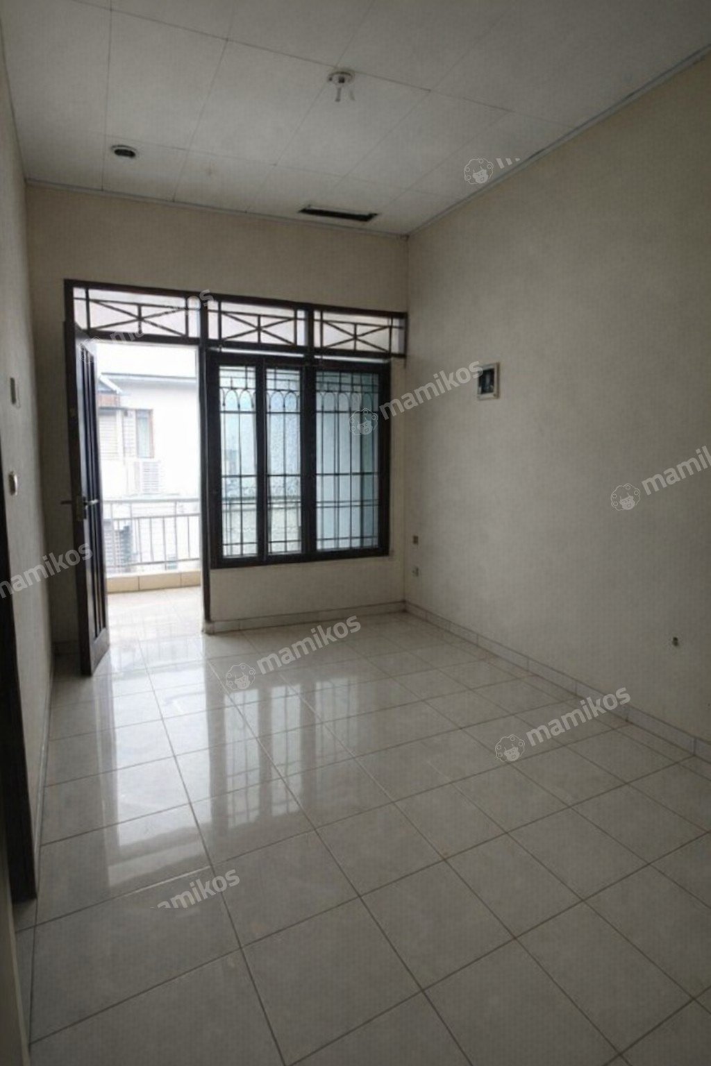 Rumah Sertifikat SHM 4 Kamar Tidur 1 Kamar Mandi Kelapa Gading Jakarta Utara - Photo 3