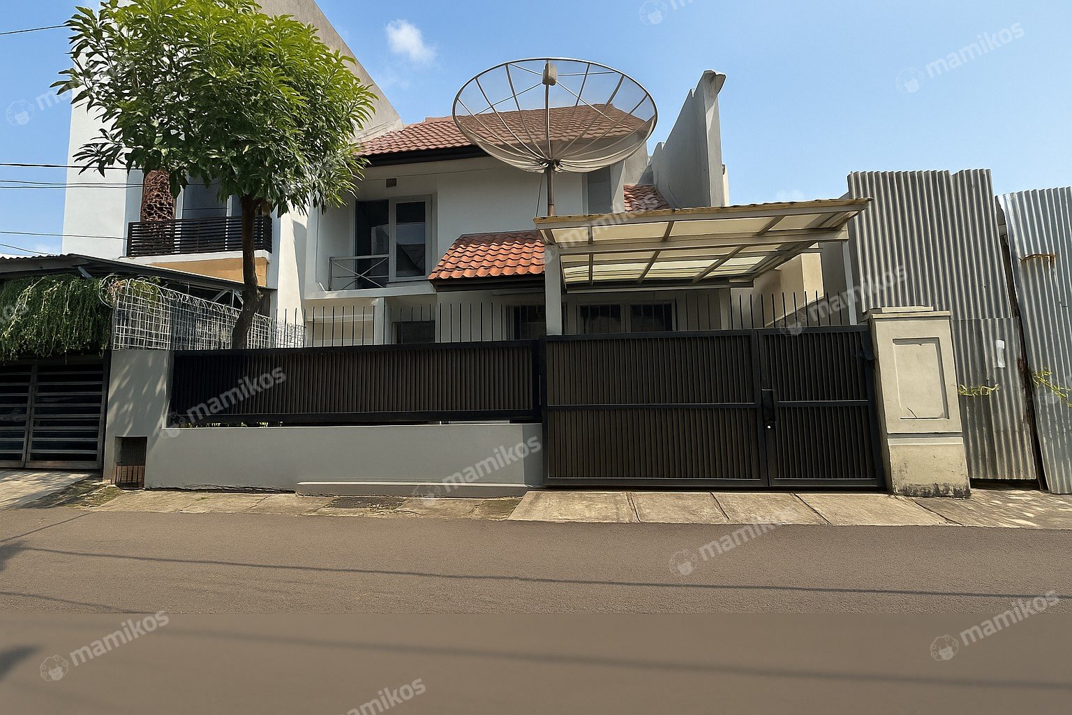 Rumah Sertifikat SHM 5 Kamar Tidur 3 Kamar Mandi Kebayoran Baru Jakarta Selatan