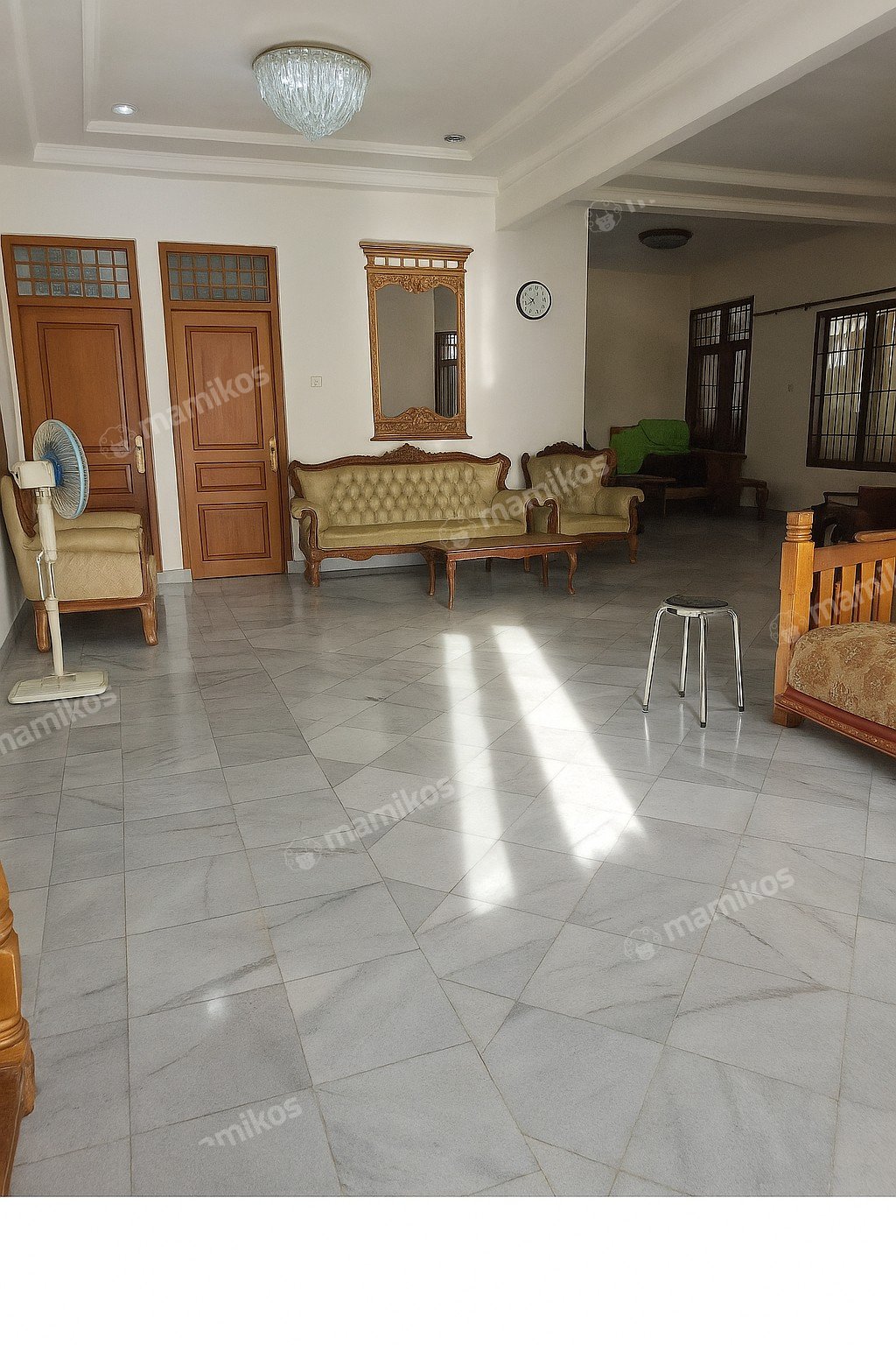 Rumah Sertifikat SHM 7 Kamar Tidur 5 Kamar Mandi Jati Padang Jakarta Selatan - Photo 4