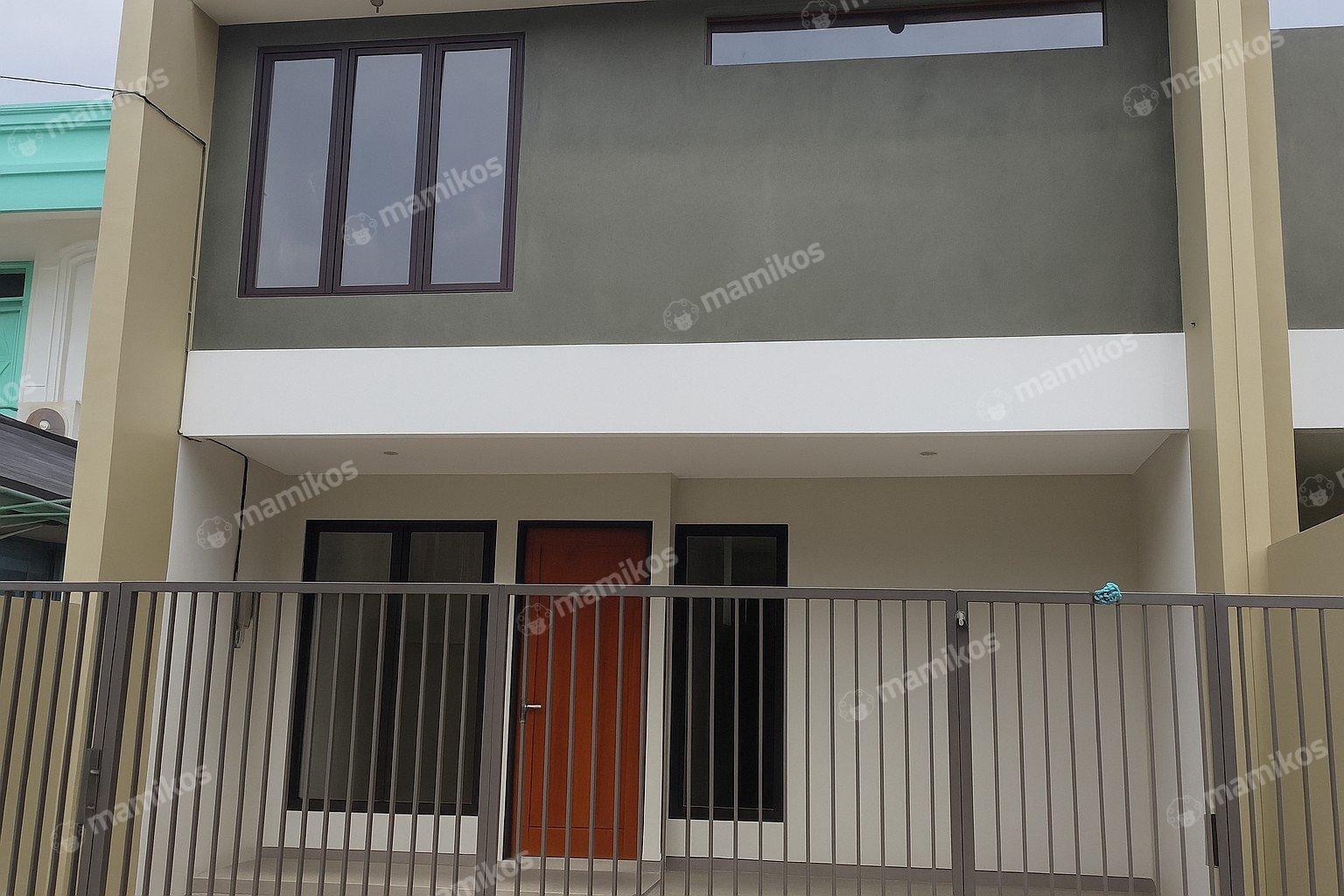 Rumah Sertifikat SHM 5 Kamar Tidur 4 Kamar Mandi Kelapa Gading Jakarta Utara