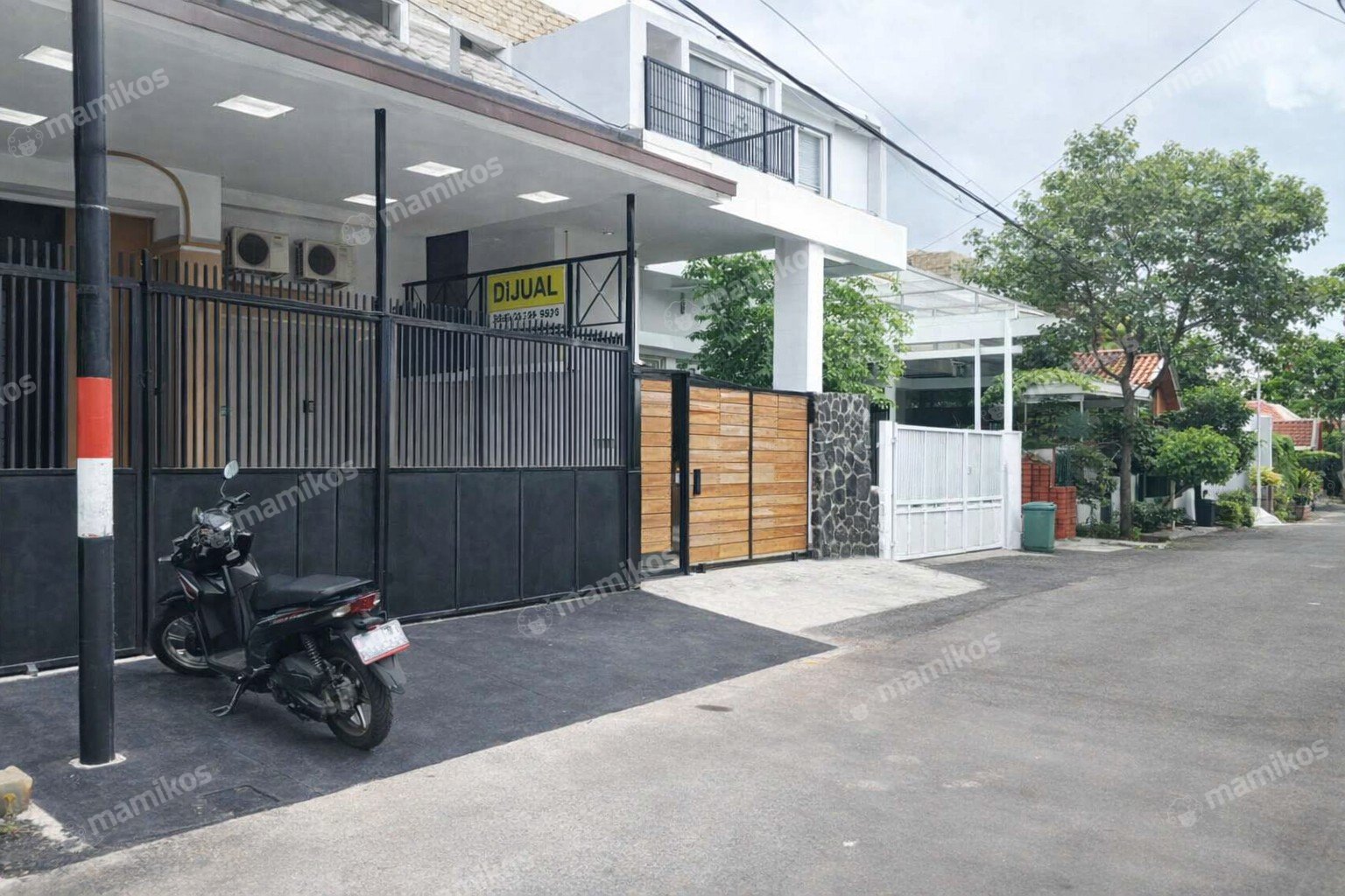 Rumah Sertifikat SHM 6 Kamar Tidur 4 Kamar Mandi Buaran Jakarta Timur