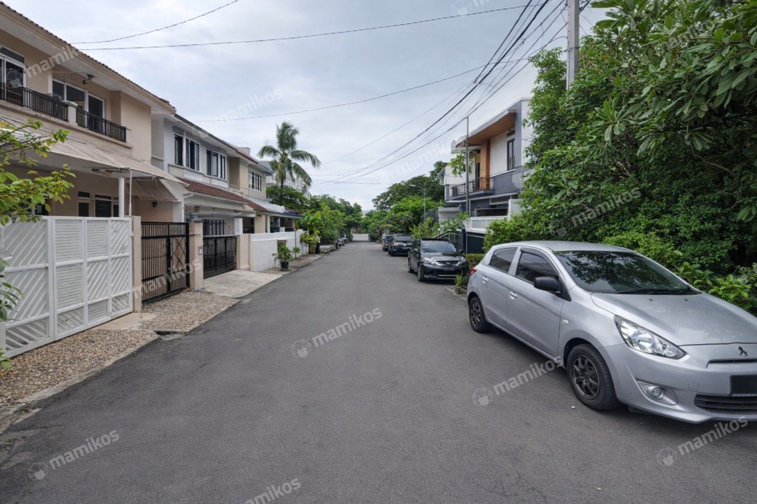 Rumah Sertifikat SHM 4 Kamar Tidur 2 Kamar Mandi Kelapa Gading Jakarta Utara - Photo 3