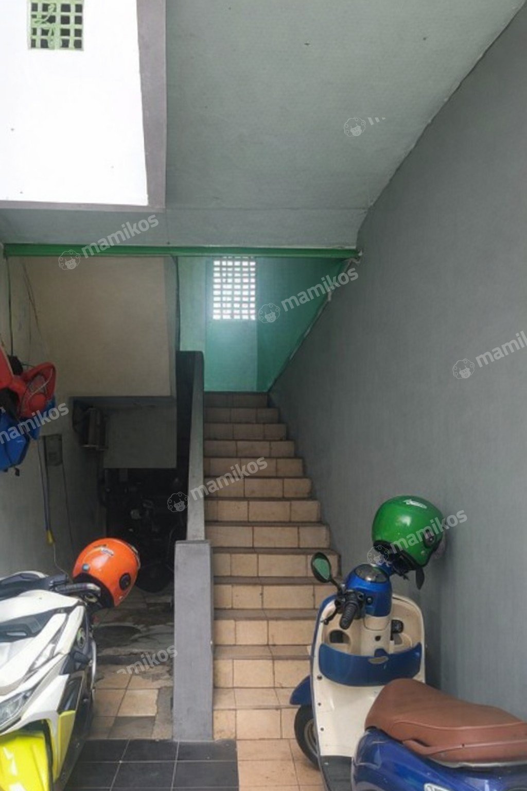 Rumah Sertifikat Girik 10 Kamar Tidur 10 Kamar Mandi Setiabudi Jakarta Selatan - Photo 3