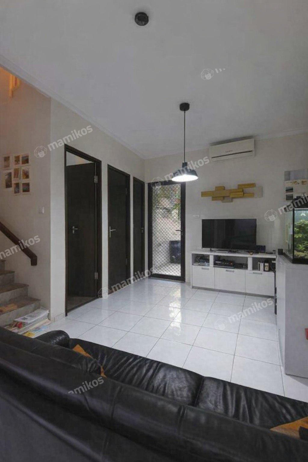 Rumah Sertifikat SHM 4 Kamar Tidur 3 Kamar Mandi Joglo Jakarta Barat - Photo 2