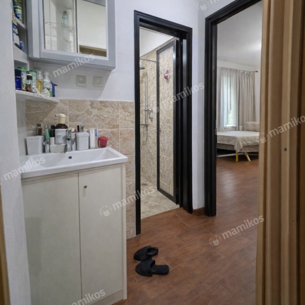 Rumah Sertifikat SHM 6 Kamar Tidur 6 Kamar Mandi Duren Sawit Jakarta Timur - Photo 2