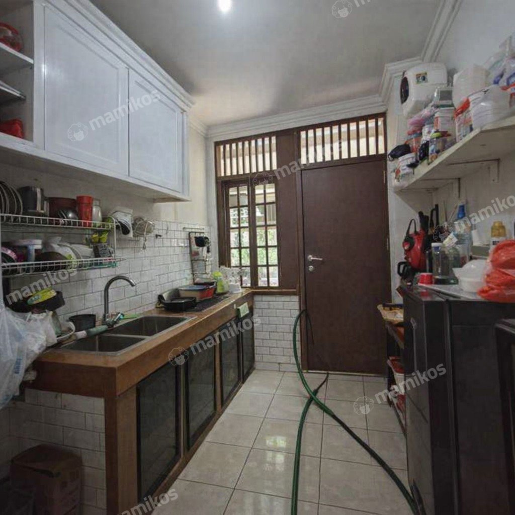 Rumah Sertifikat SHM 6 Kamar Tidur 6 Kamar Mandi Duren Sawit Jakarta Timur - Photo 5