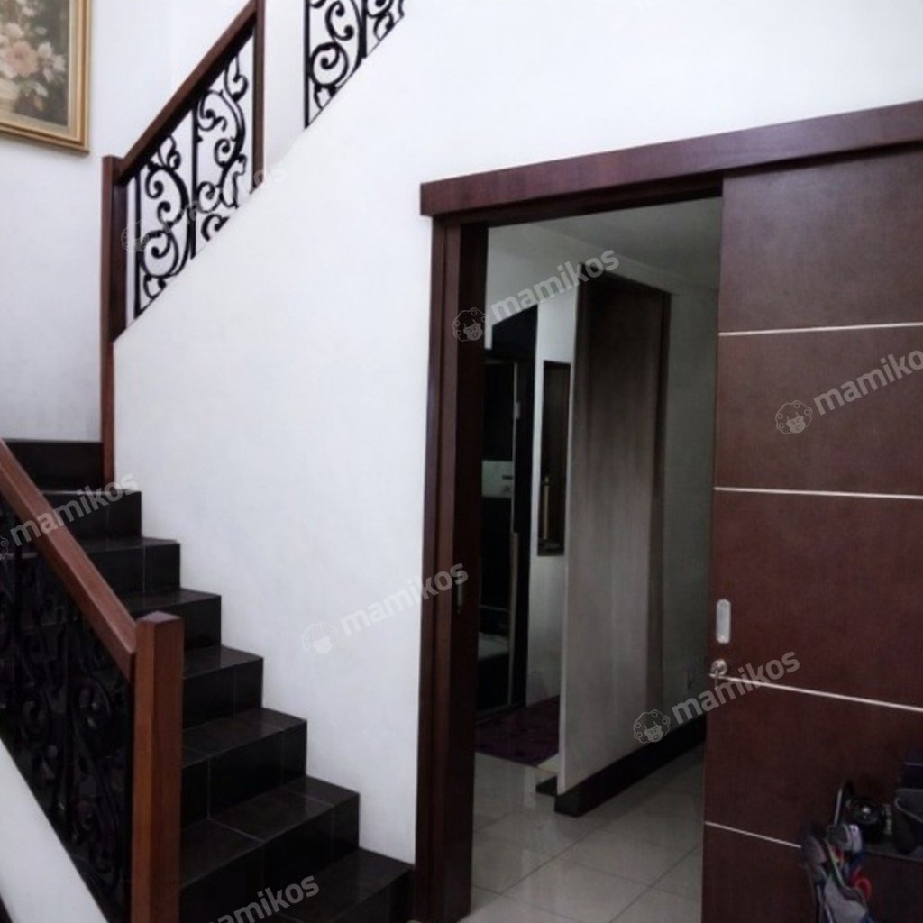 Rumah Sertifikat SHM 4 Kamar Tidur 3 Kamar Mandi Citra Grand Jakarta Timur - Photo 4