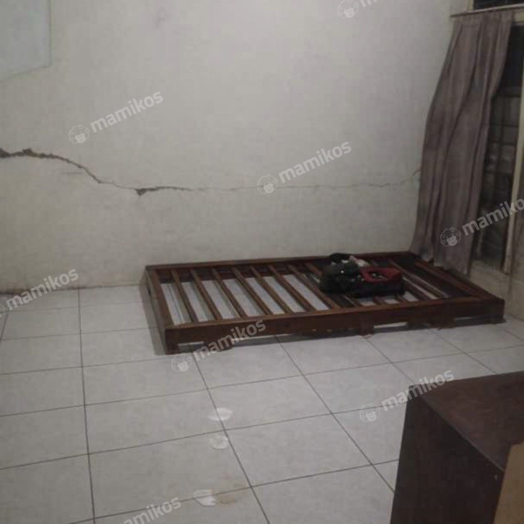 Rumah Sertifikat SHM 2 Kamar Tidur 1 Kamar Mandi Puri Indah Jakarta Barat - Photo 2