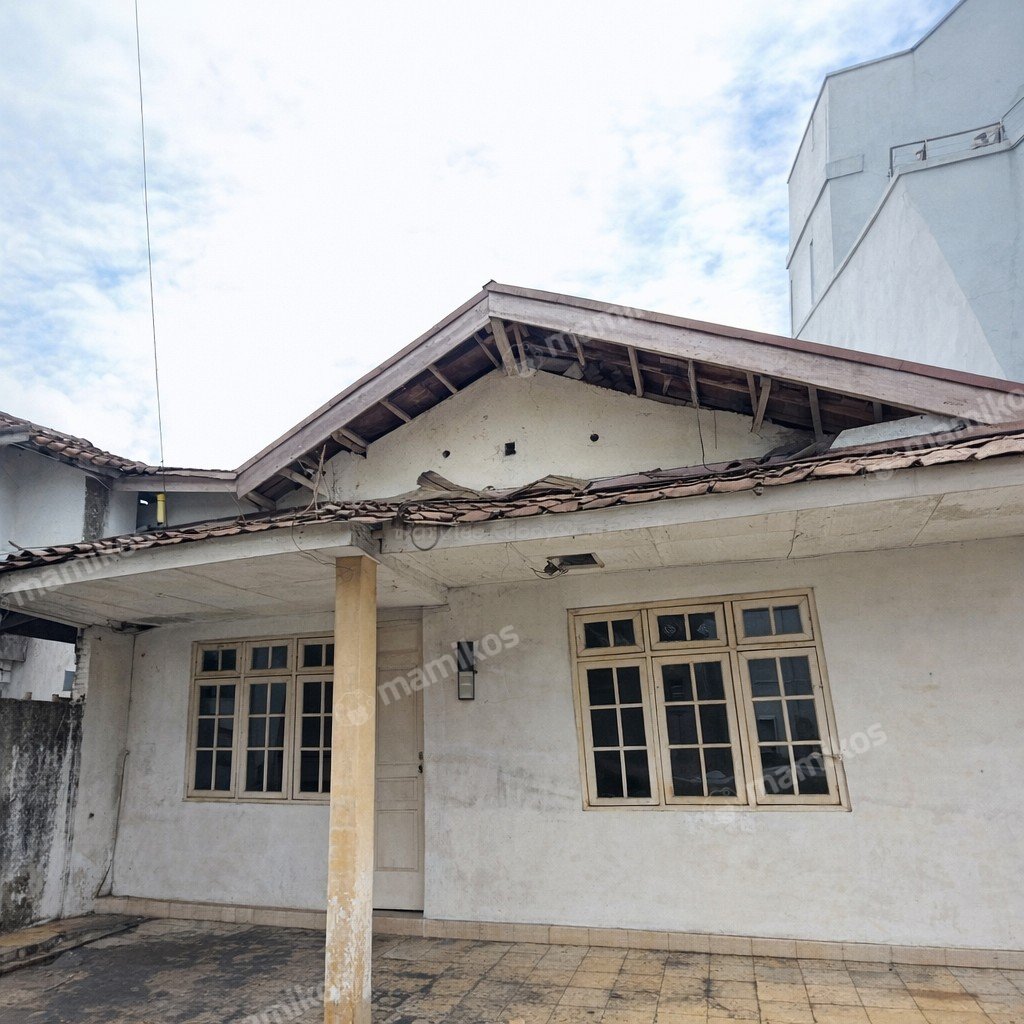 Rumah Sertifikat SHM 3 Kamar Tidur 2 Kamar Mandi Kebayoran Baru Jakarta Selatan - Photo 2