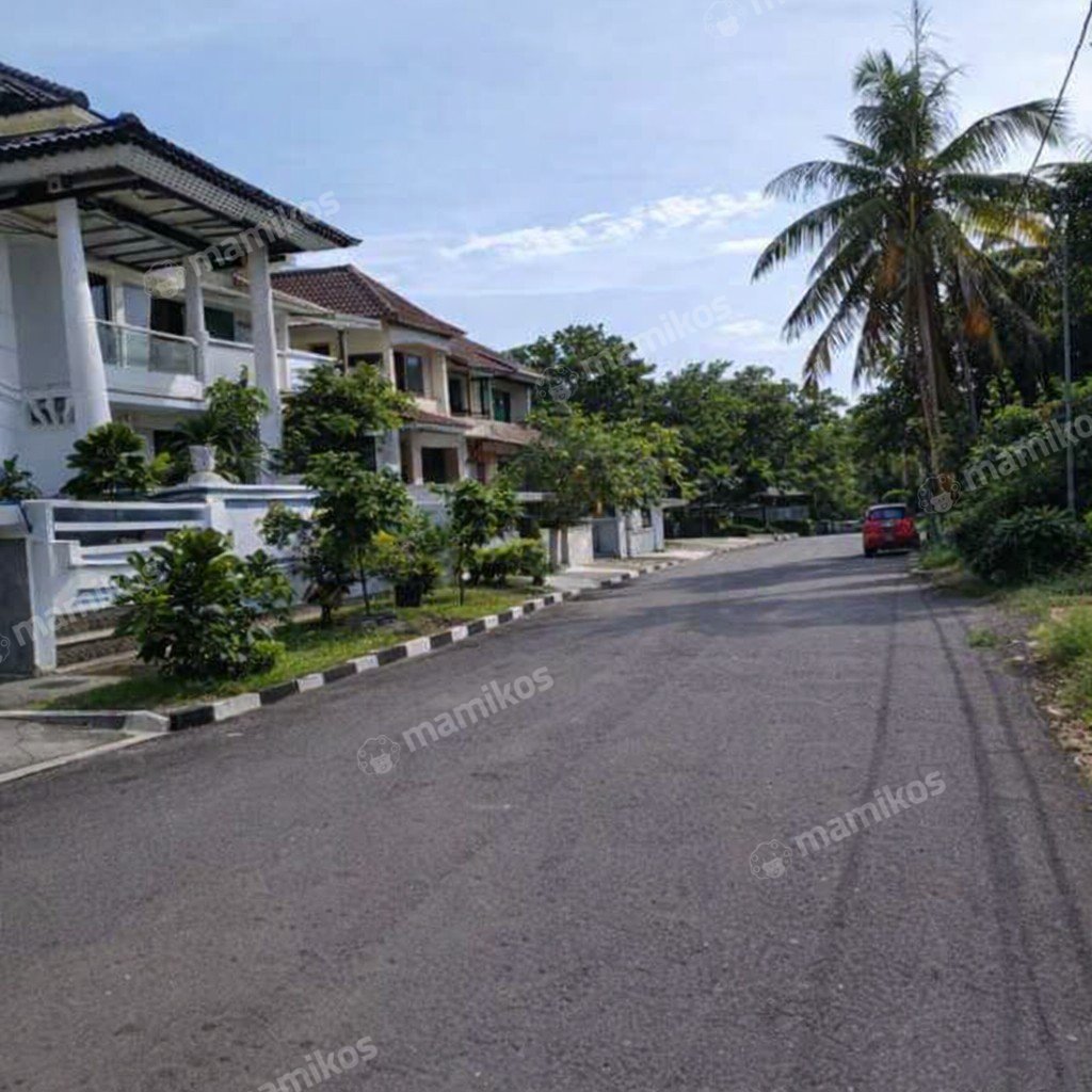 Rumah Sertifikat SHM 5 Kamar Tidur 3 Kamar Mandi Joglo Jakarta Barat - Photo 5