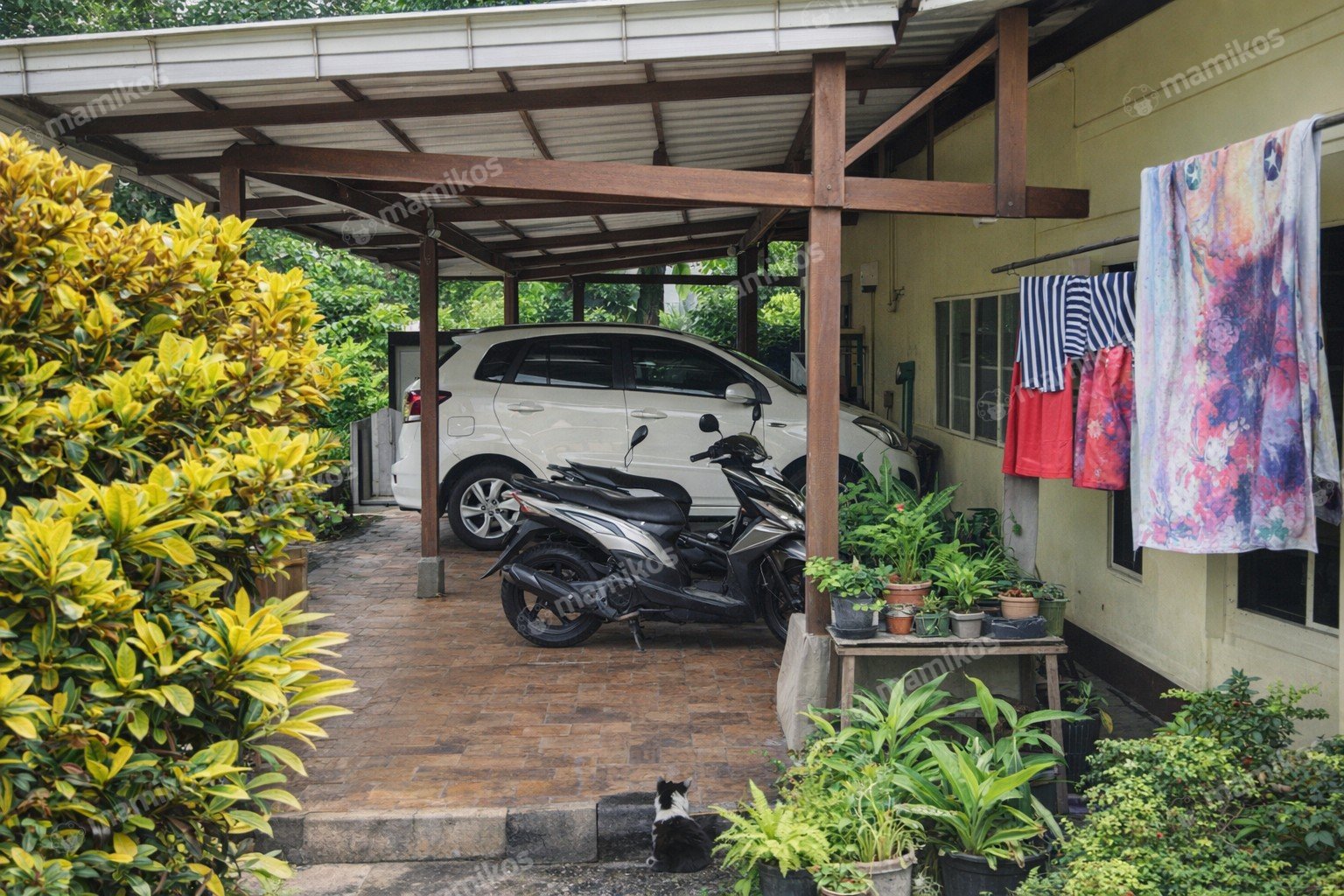Rumah Sertifikat SHM 4 Kamar Tidur 3 Kamar Mandi Joglo Jakarta Barat - Photo 2