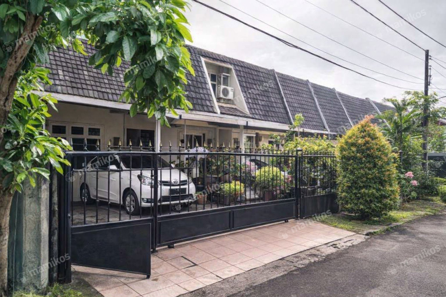 Rumah Sertifikat SHM 4 Kamar Tidur 3 Kamar Mandi Joglo Jakarta Barat - Photo 5