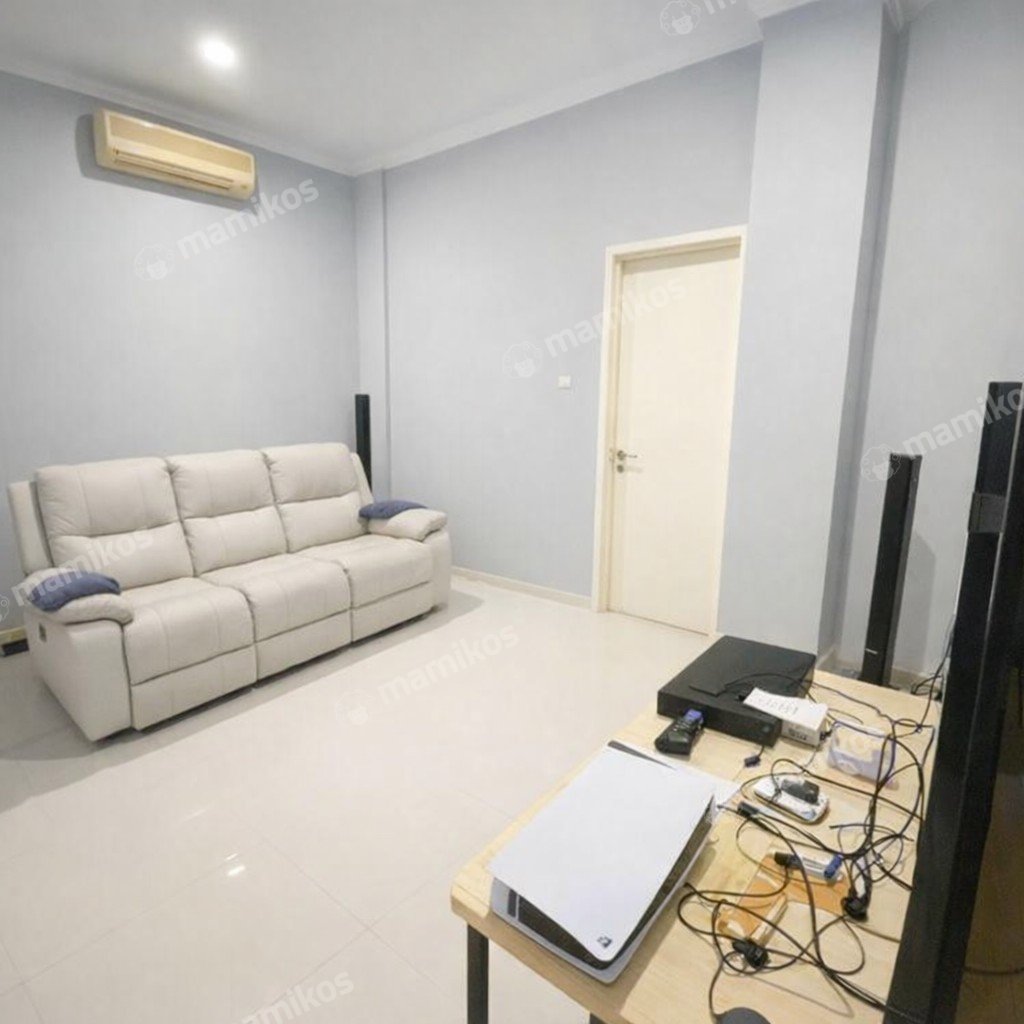 Rumah Sertifikat SHM 4 Kamar Tidur 3 Kamar Mandi Tomang Jakarta Barat - Photo 3