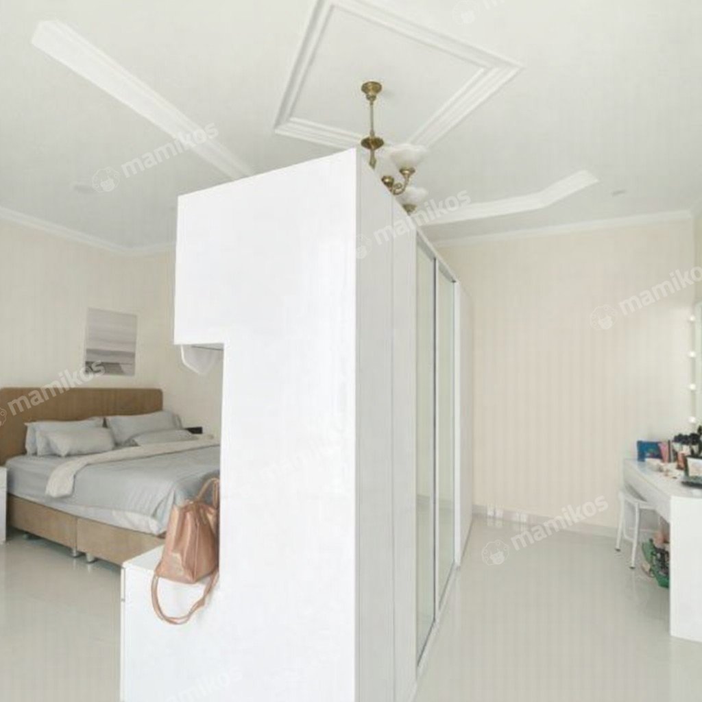 Rumah Sertifikat SHM 4 Kamar Tidur 3 Kamar Mandi Tomang Jakarta Barat - Photo 4