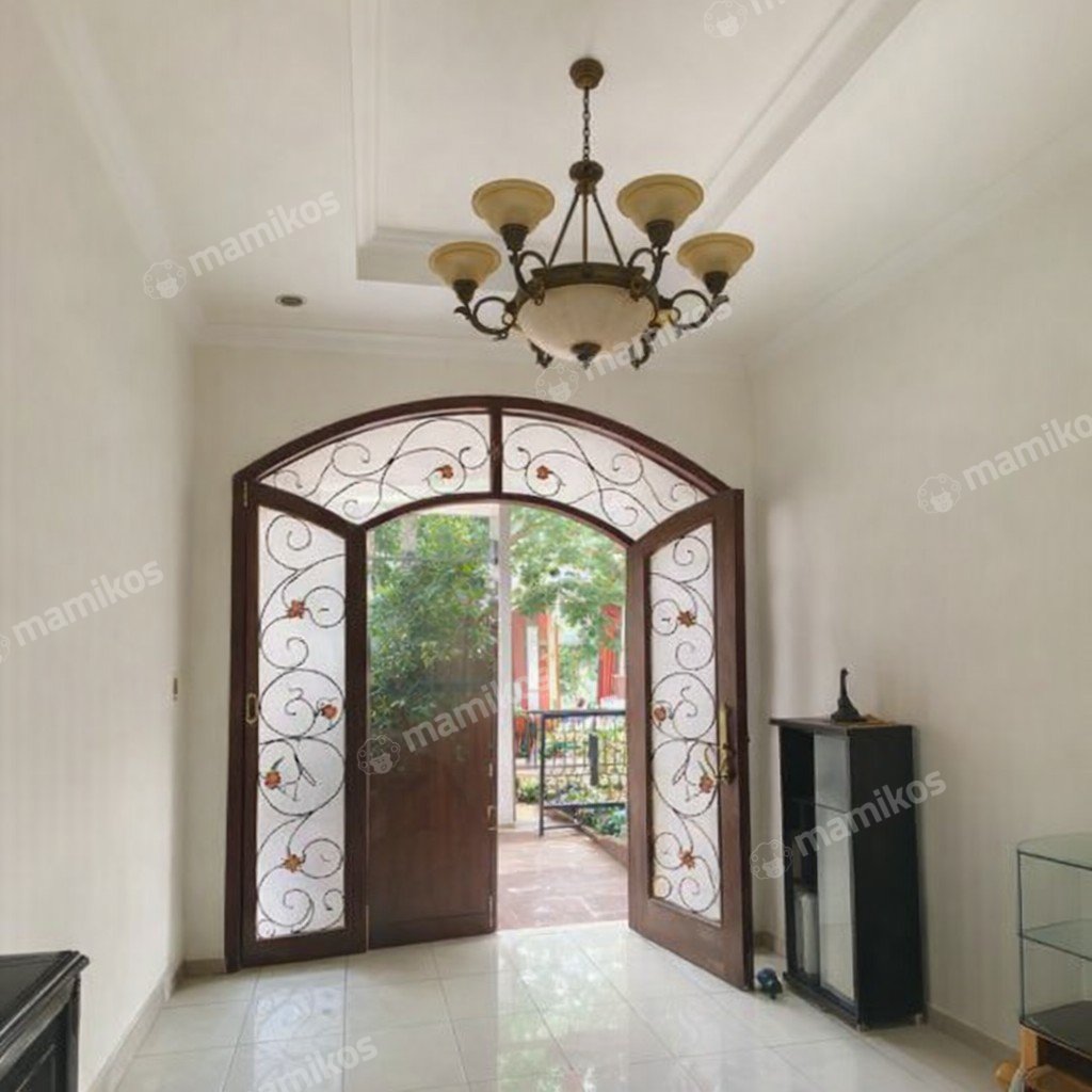 Rumah Sertifikat SHM 4 Kamar Tidur 4 Kamar Mandi Tanjung Duren Jakarta Barat - Photo 3