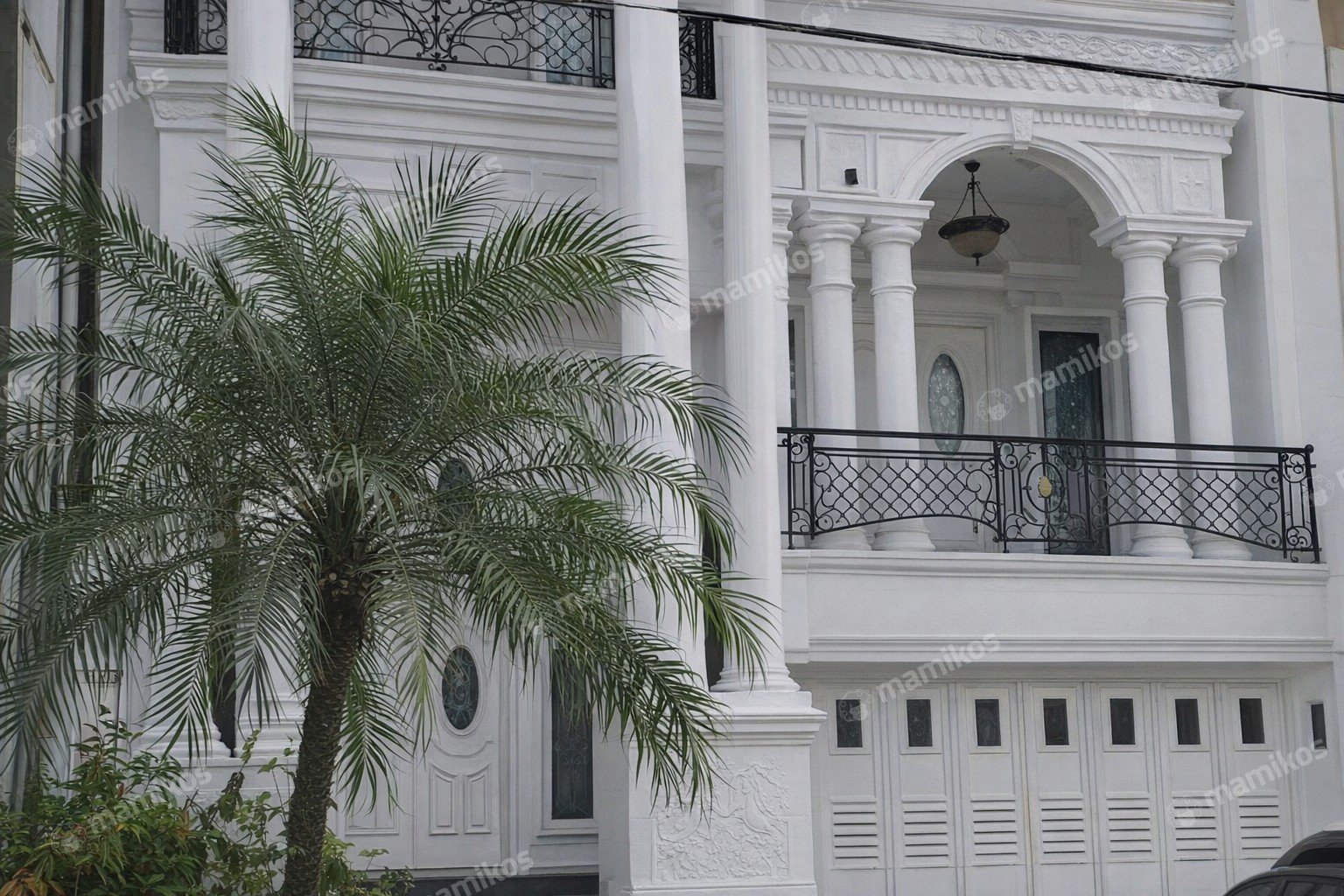 Rumah 6 Kamar Tidur 4 Kamar Mandi Penggilingan Jakarta Timur