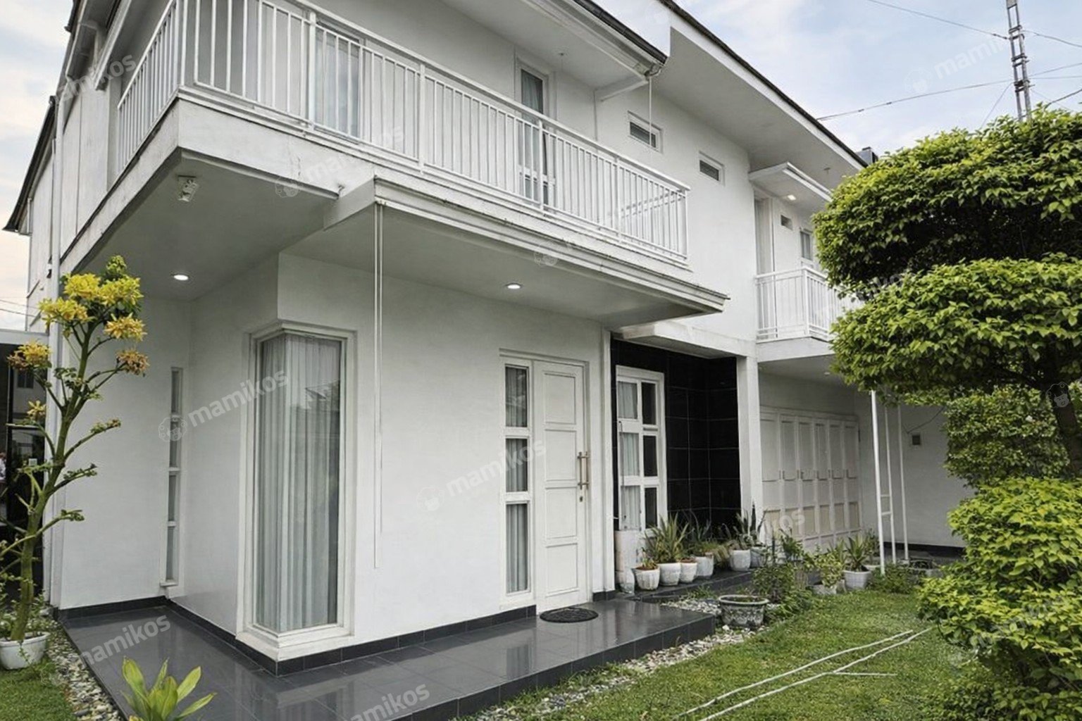 Rumah Sertifikat SHM 4 Kamar Tidur 5 Kamar Mandi Duren Sawit Jakarta Timur
