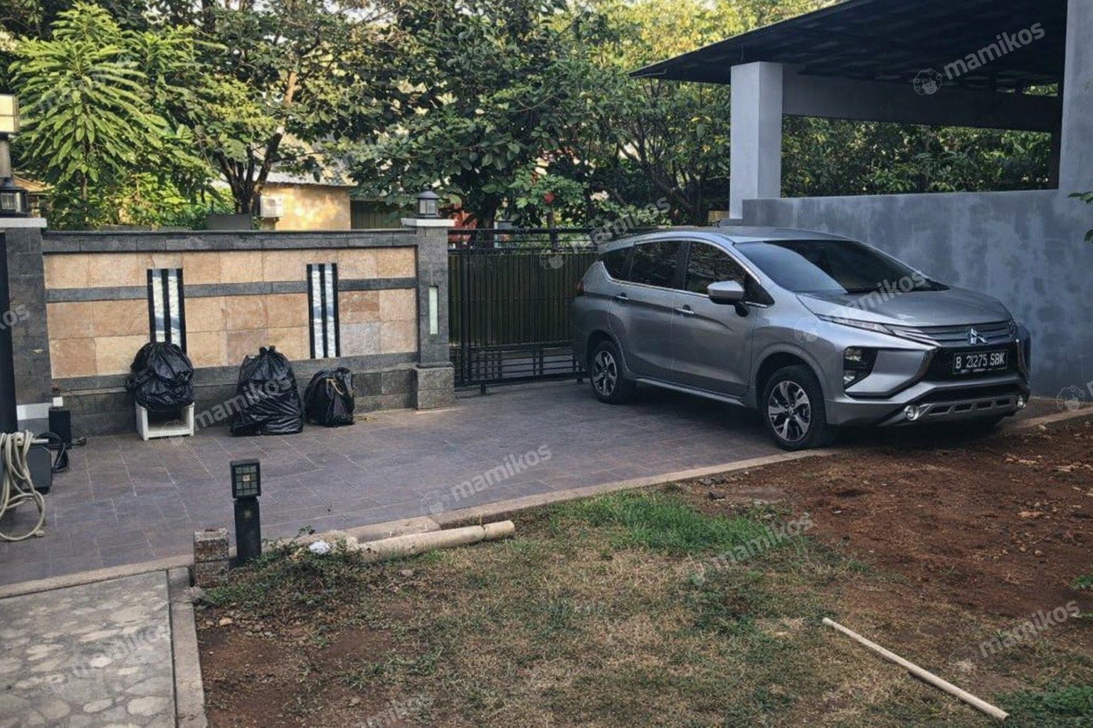 Rumah Sertifikat SHM 2 Lantai Duri Kosambi Jakarta Barat